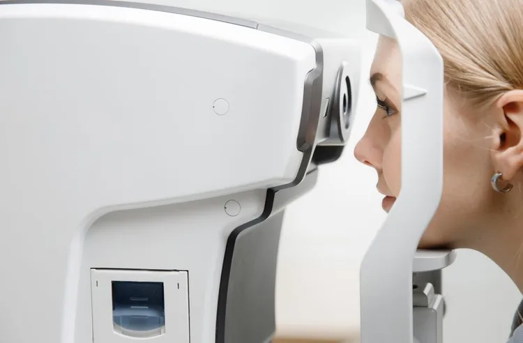 Comprehensive Eye Exam